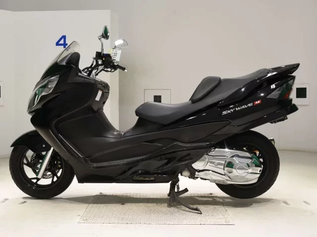 Suzuki SKYWAVE 250M