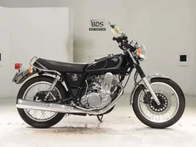 Yamaha SR400-4  с аукциона в Японии