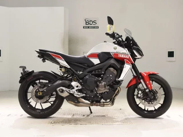 Yamaha MT-09A лот № 5364 оценка 5  с аукциона в Японии