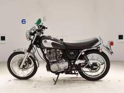 Yamaha SR400-5  с аукциона в Японии