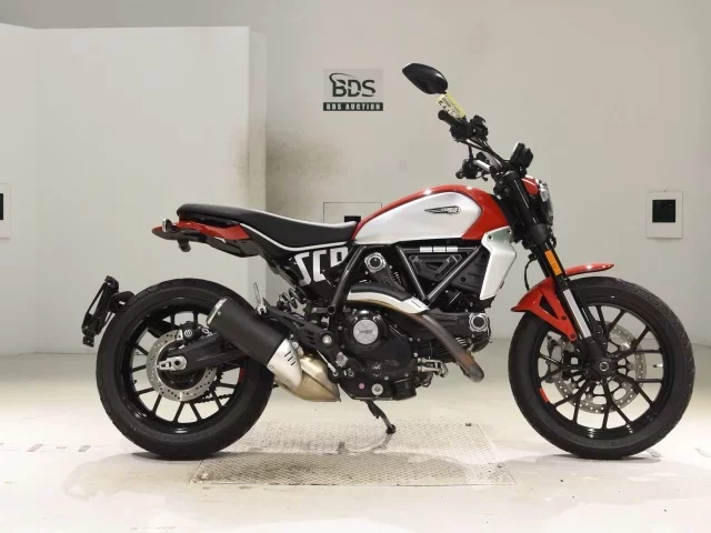 Ducati  SCRAMBLER ICON лот № 5413 оценка 6  с аукциона в Японии