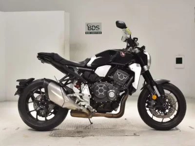 Honda CB1000R-2