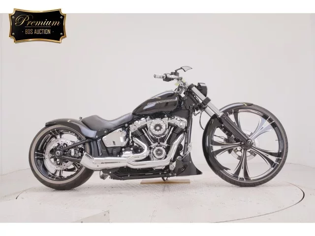 Harley-Davidson HARLEY FXBR1750 лот № 2592 оценка 4  с аукциона в Японии