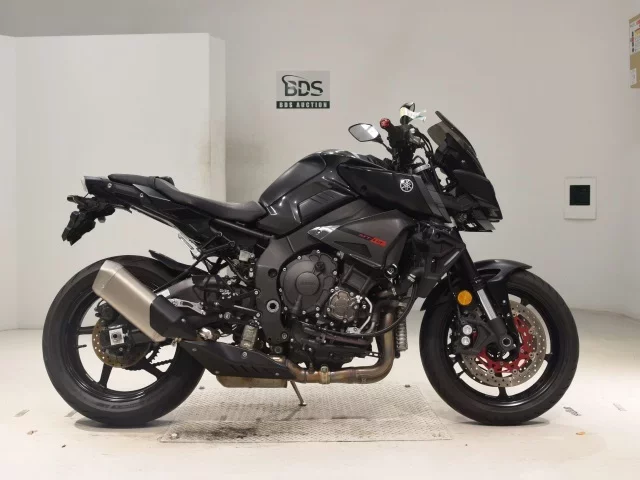 Yamaha MT-10 лот № 2661 оценка 4  с аукциона в Японии