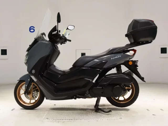 Yamaha NMAX-2