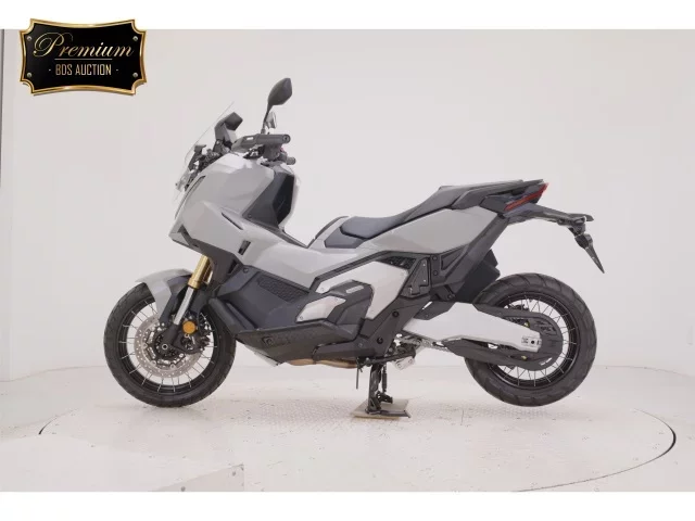 Honda X-ADV750-2