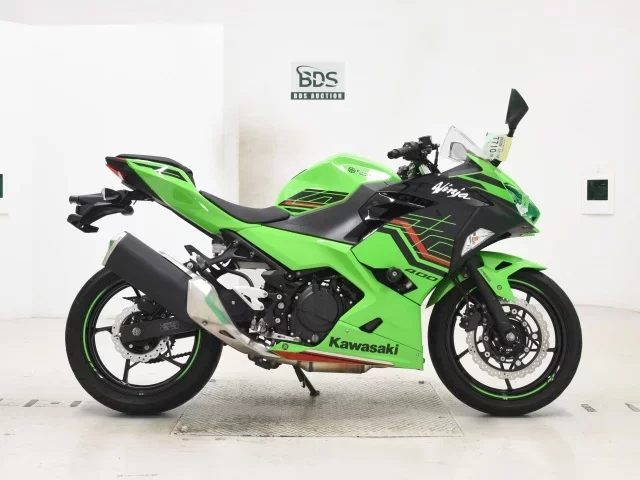 Kawasaki NINJA400-2 лот № 7710 оценка 5  с аукциона в Японии