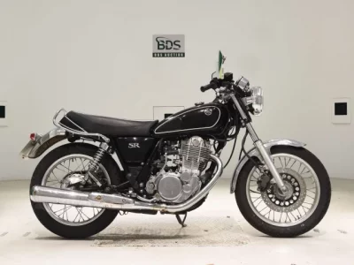 Yamaha SR400-4