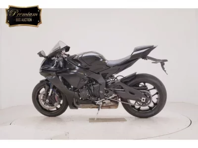 Yamaha YZF-R1  с аукциона в Японии