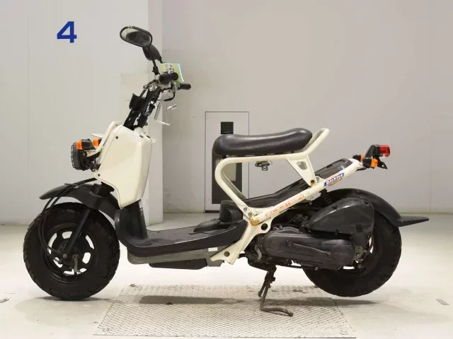 Honda ZUMAR
