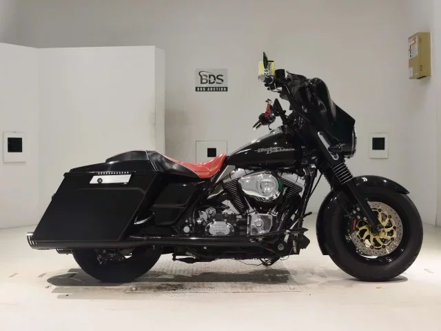 Harley-Davidson HARLEY FLHX1580 лот № 2662 оценка 4  с аукциона в Японии