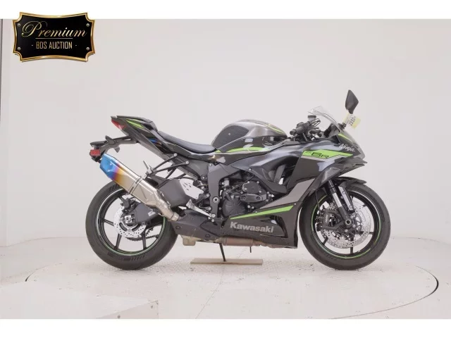Kawasaki ZX-6RA лот № 2550 оценка 6  с аукциона в Японии