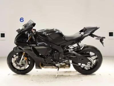 Yamaha YZF-R1  с аукциона в Японии