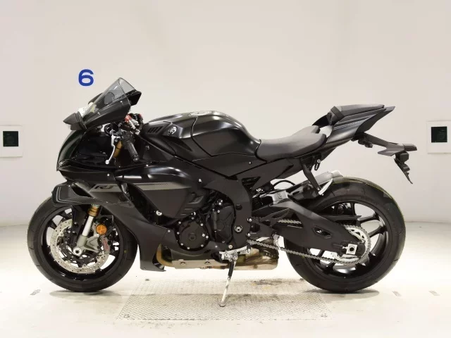 Yamaha YZF-R1