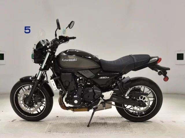 Kawasaki Z650RS