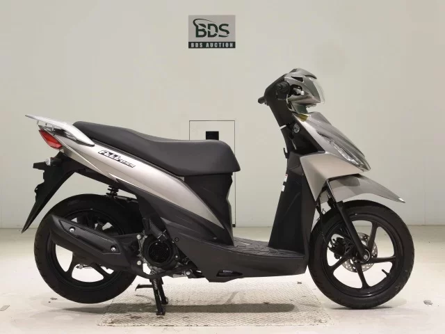 Suzuki ADDRESS110-2