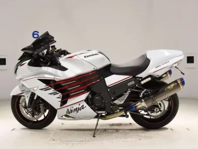 Kawasaki ZX-14RA лот № 0156 оценка 5  с аукциона в Японии 2