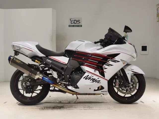 Kawasaki ZX-14RA лот № 0156 оценка 5  с аукциона в Японии