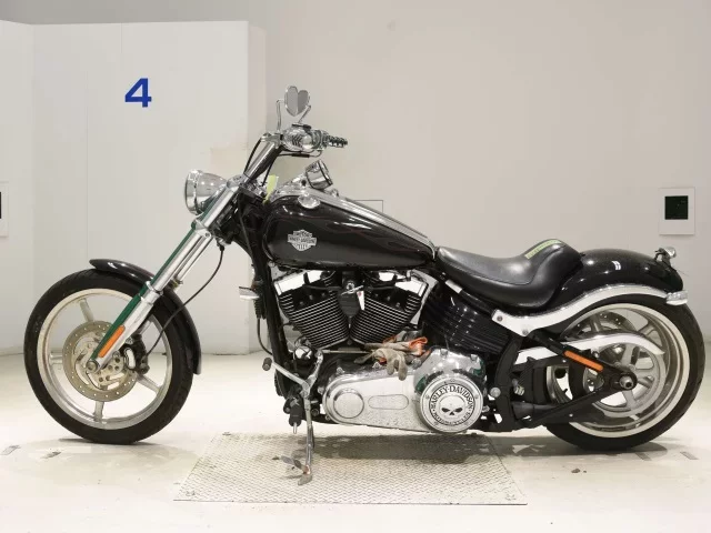 Harley-Davidson HARLEY FXCWC1580