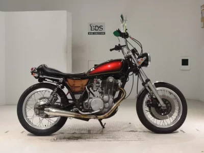 Yamaha SR500-1