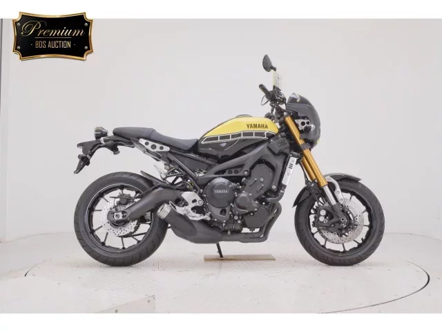 Yamaha XSR900