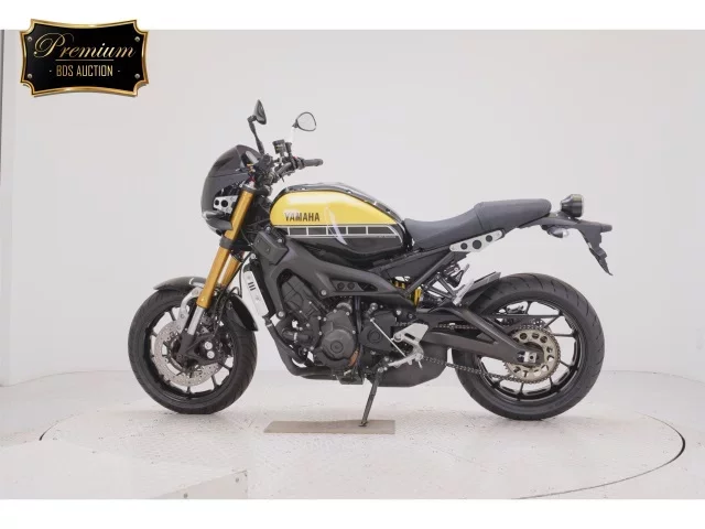 Yamaha XSR900