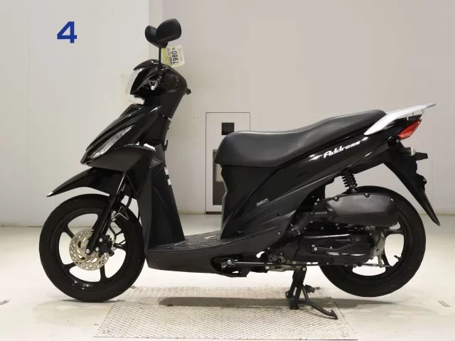 Suzuki ADDRESS110-2