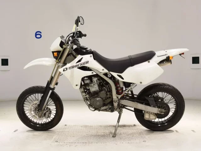 Kawasaki D-TRACKER