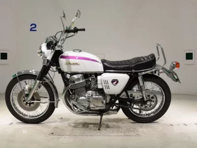 Honda CB750 лот № 5021 оценка 4  с аукциона в Японии 2