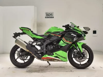Kawasaki ZX-4R SE  с аукциона в Японии