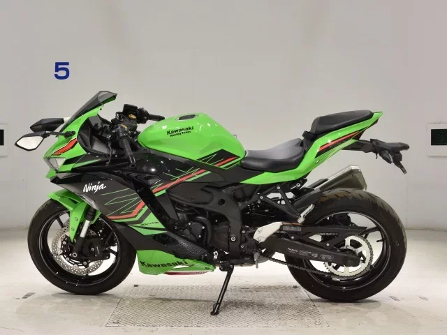 Kawasaki ZX-4R SE