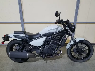 Kawasaki ELIMINATOR 400-1