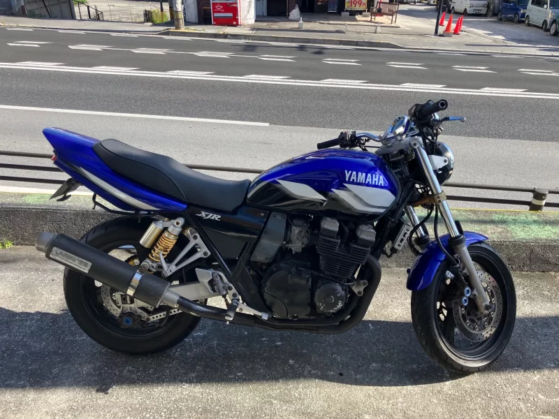 Yamaha XJR400R-1
