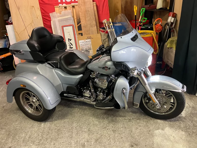 Harley-Davidson HARLEY FLHTCU