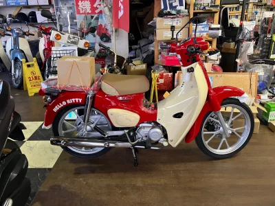 Honda SUPER CUB 110 HELLOKITTY