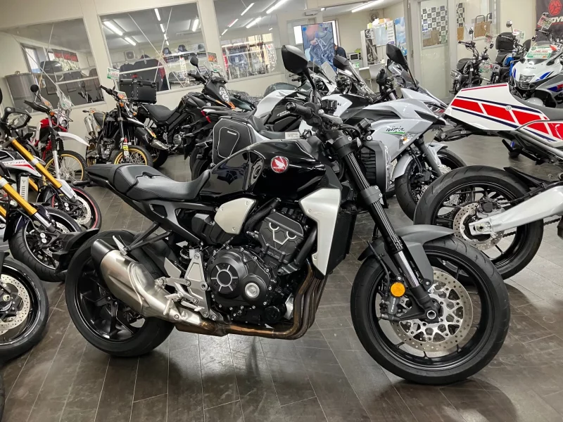 Honda CB1000R лот № 04277 оценка 5  с аукциона в Японии