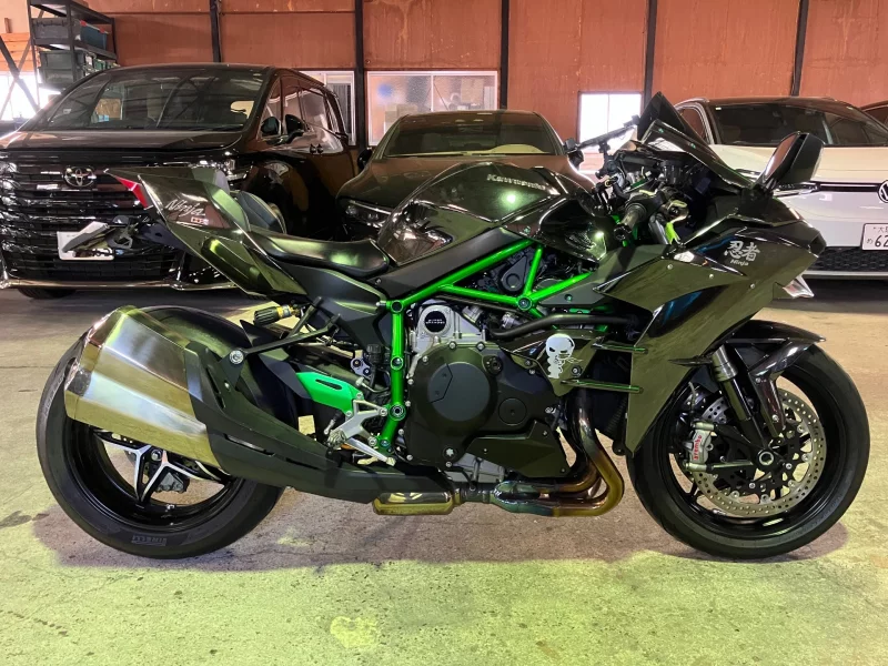 Kawasaki NINJA H2 лот № 02251 оценка 4  с аукциона в Японии