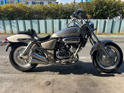 Honda V-TWIN MAGNA