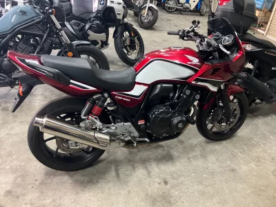 Honda CB400 SUPER BOL D OR ABS 2019