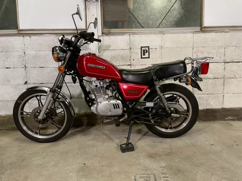 Suzuki GN125H