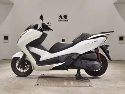 Honda FORZA  с аукциона в Японии