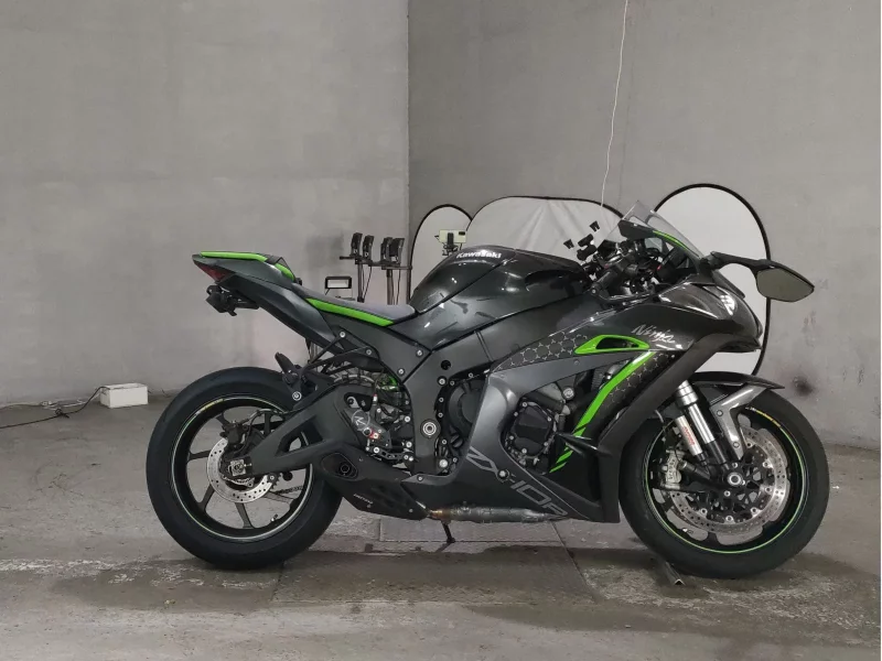 Kawasaki ZX-10R SE лот № 7083 оценка 4  с аукциона в Японии