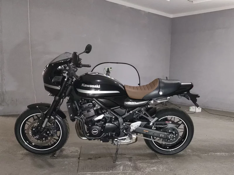 Kawasaki Z900RSKAFE