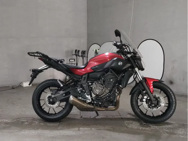 Yamaha MT-07 лот № 8295 оценка 4  с аукциона в Японии