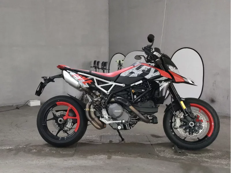 Ducati DUCATI HYPERMOTARD 950RVE