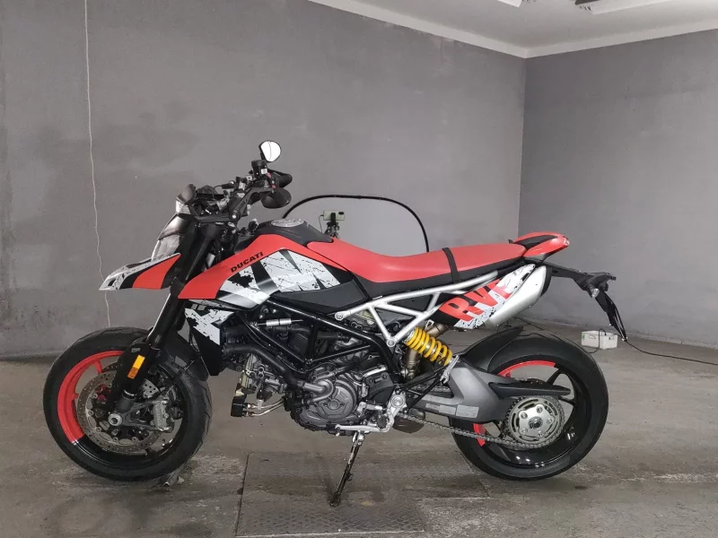 Ducati DUCATI HYPERMOTARD 950RVE