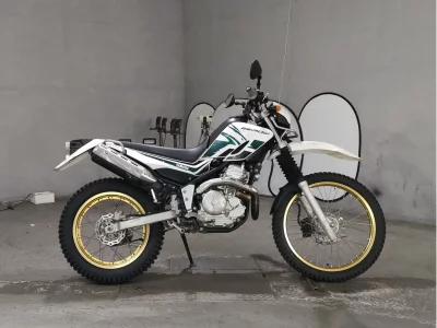 Yamaha SEROW 250