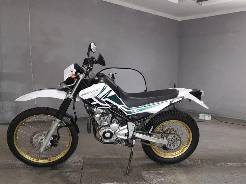 Yamaha SEROW 250