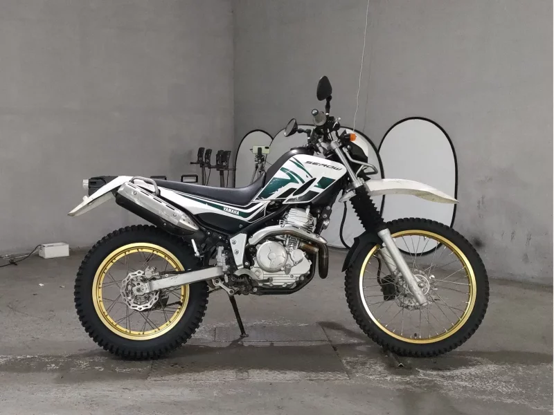 Yamaha SEROW 250