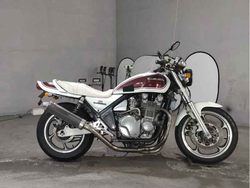 Kawasaki ZEPHYR1100